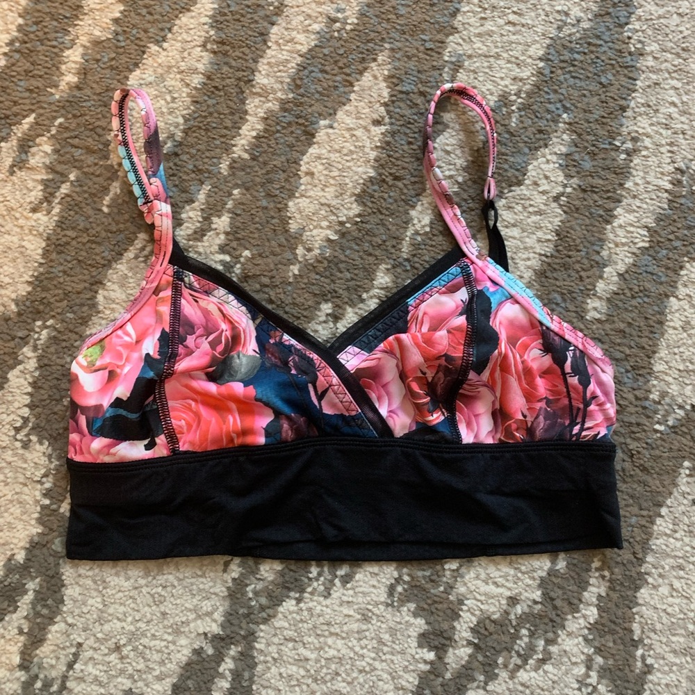 Lululemon Floral Sportsbra size 6